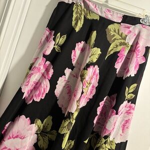 🌸 New York & Company Floral Maxi Skirt 🌸
